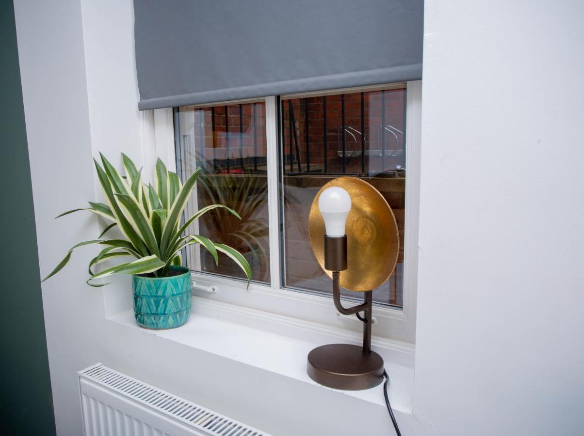 Apartament Nest Easy - Derngate Basement Northampton Zewnętrze zdjęcie